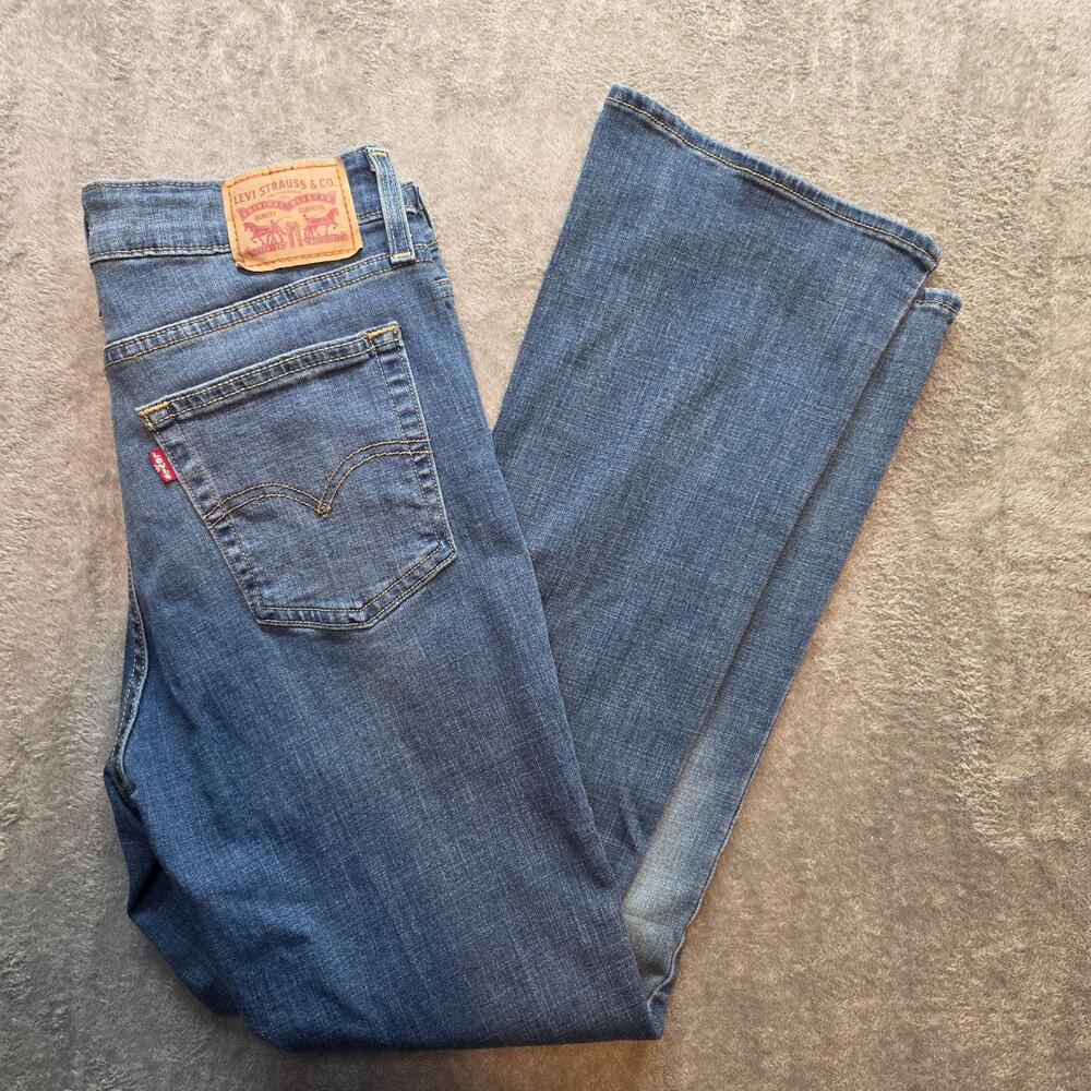 Levi's 725 High Rise Bootcut Jeans Womens 31x30 Blue Medium Wash Slim Fit Denim